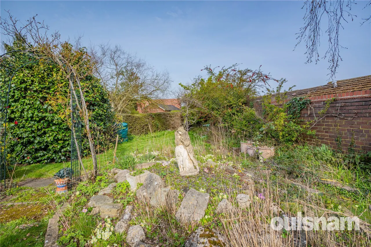 Willow Road, Bournville, Birmingham, West Midlands, B30 2AT, photo 17