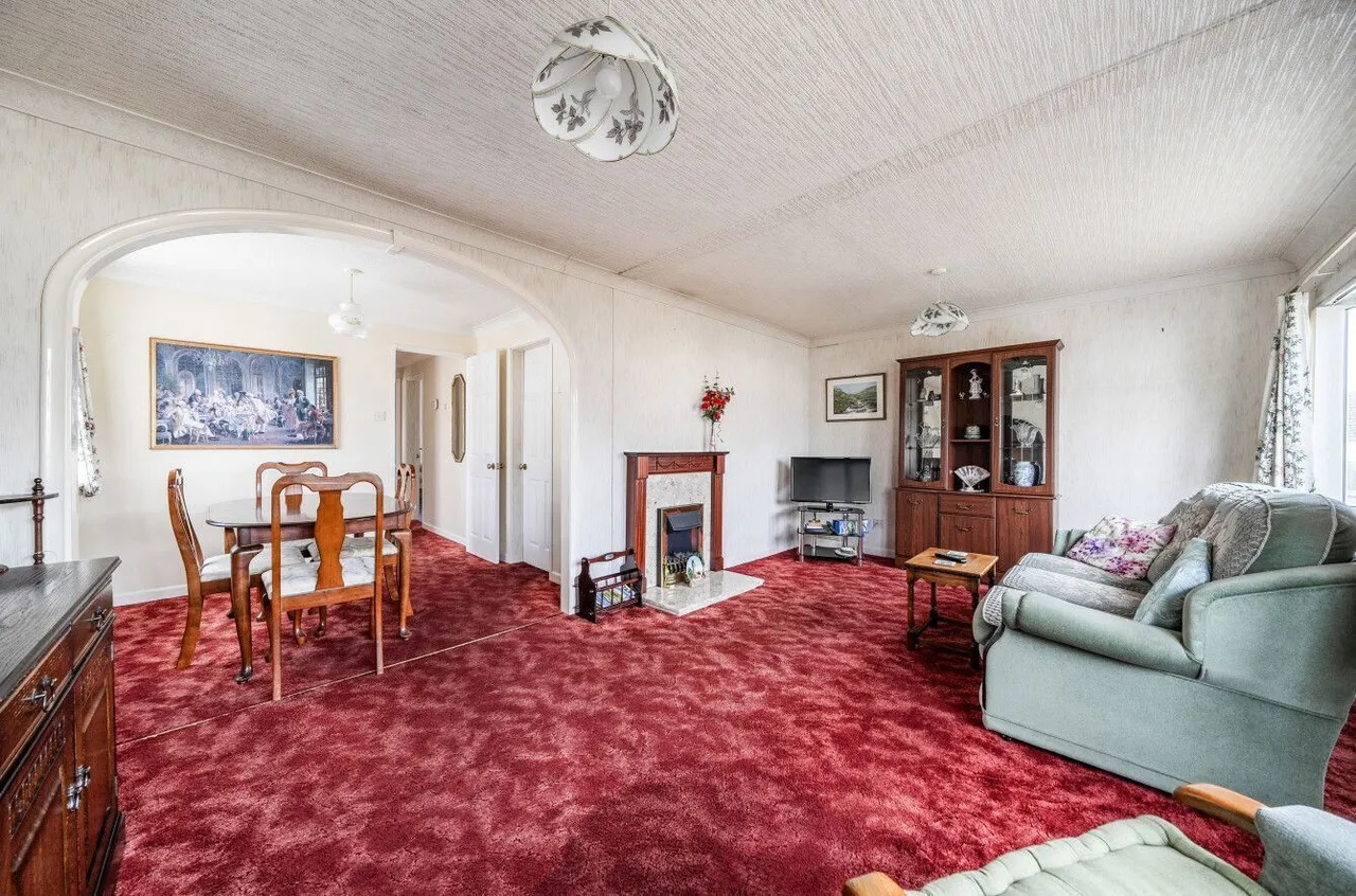 Woodcock Park, Warminster, BA12, photo 4