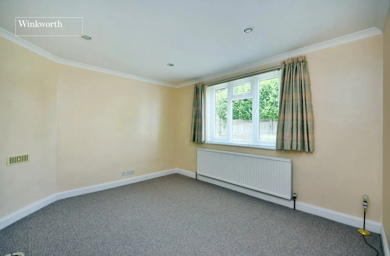The Maisonettes, Alberta Avenue, Cheam, Sutton, SM1, photo 3