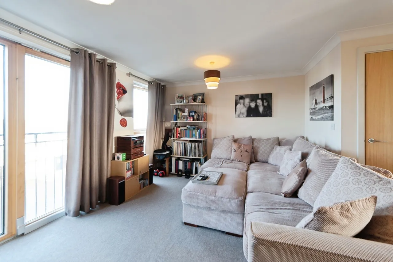 Rowan Close, Lee-on-the-Solent, PO13, photo 12