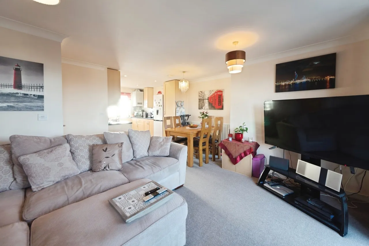 Rowan Close, Lee-on-the-Solent, PO13, photo 9