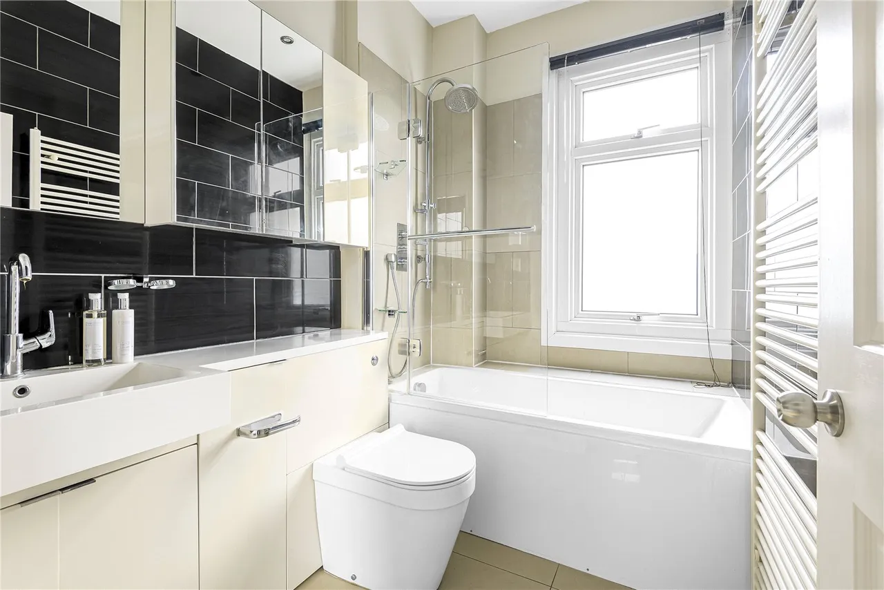 Linden Road, Hampton, TW12 2JB, photo 12
