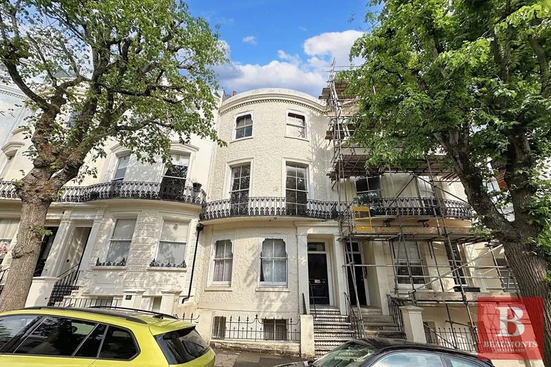 flat to rent — Brunswick Road, Hove BN3 1DH