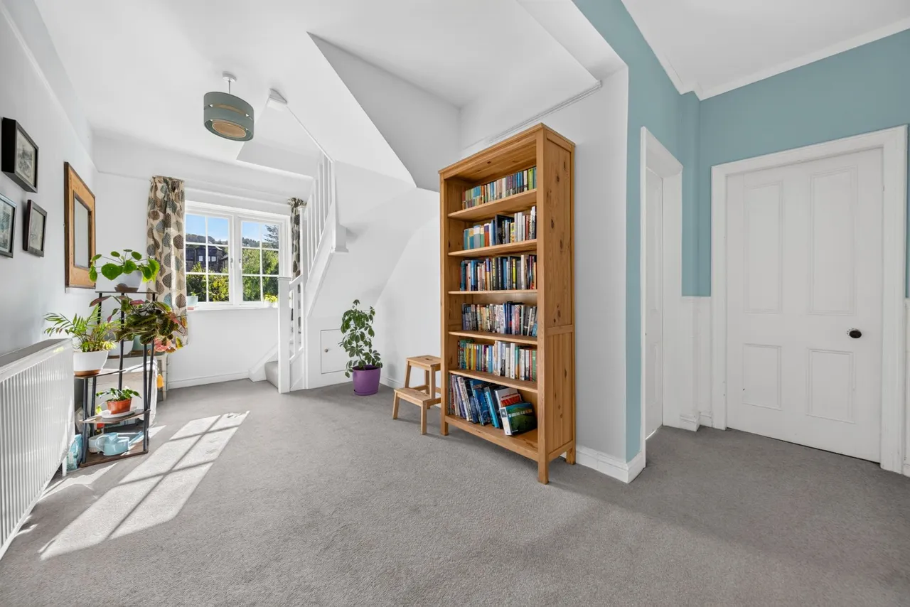 Kings Road, Ilkley, LS29, photo 13