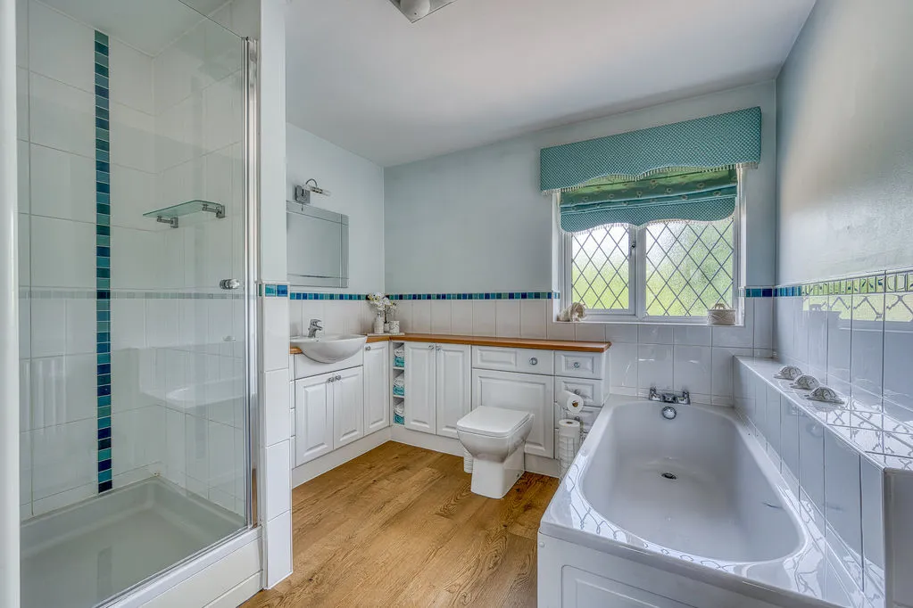 Kenderdine Close, Bednall, ST17, photo 20