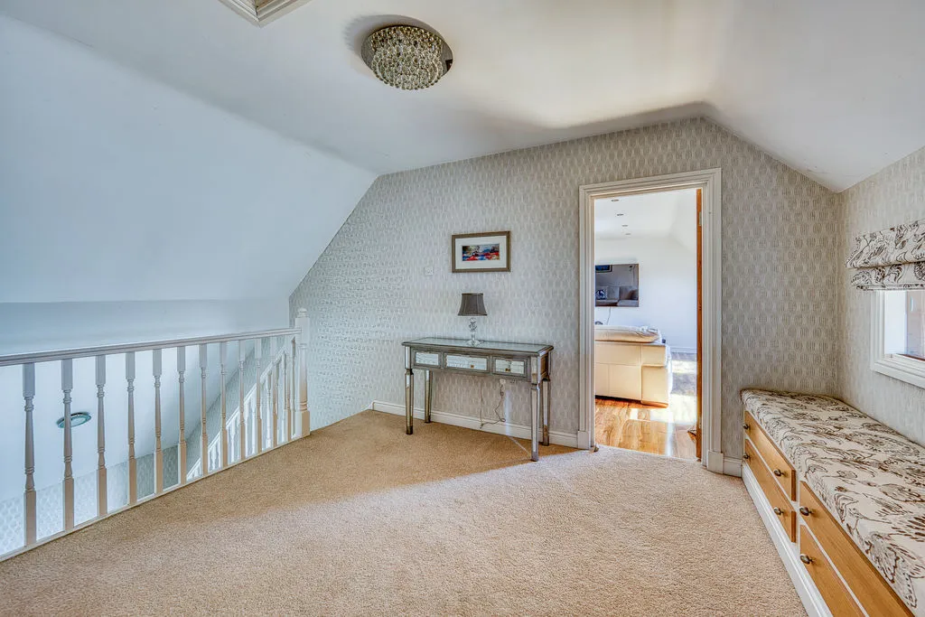 Kenderdine Close, Bednall, ST17, photo 43