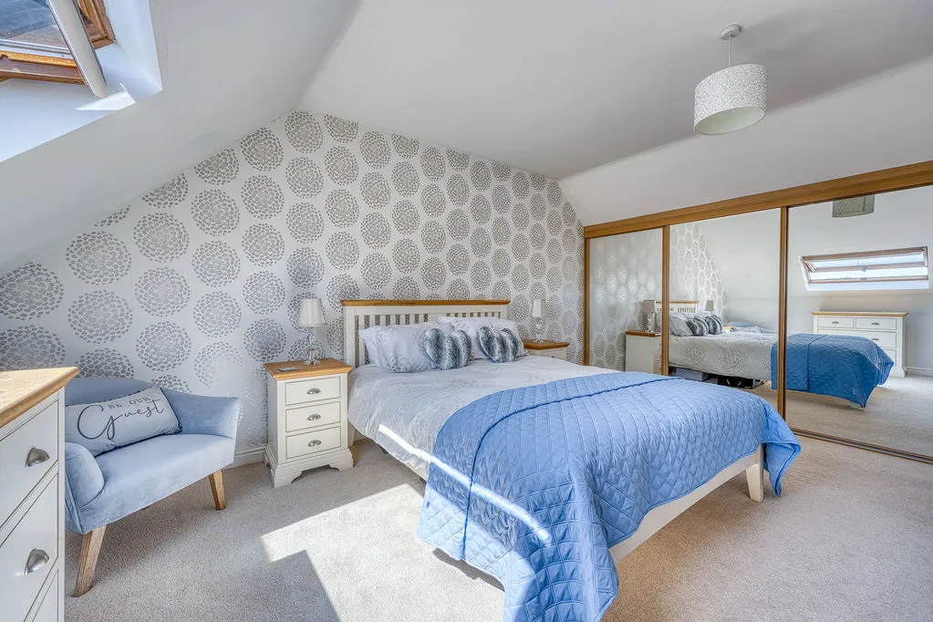 Kenderdine Close, Bednall, ST17, photo 15