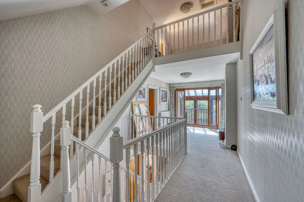 Kenderdine Close, Bednall, ST17, photo 40