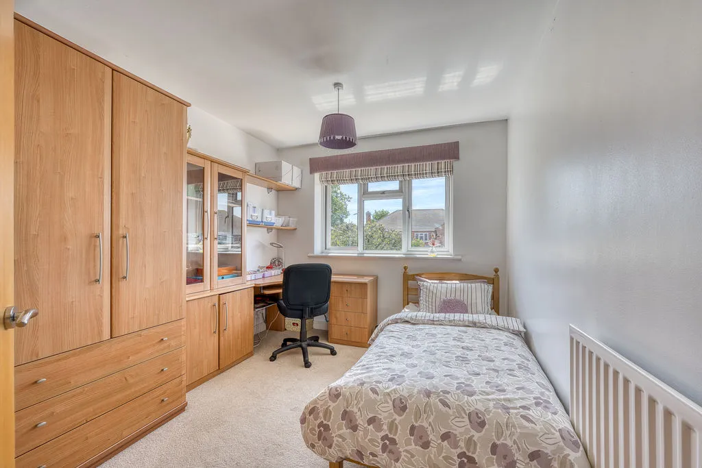 Kenderdine Close, Bednall, ST17, photo 21