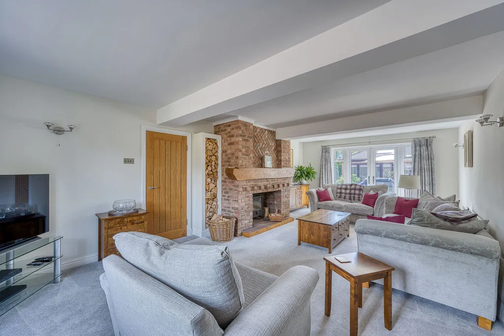 Kenderdine Close, Bednall, ST17, photo 3