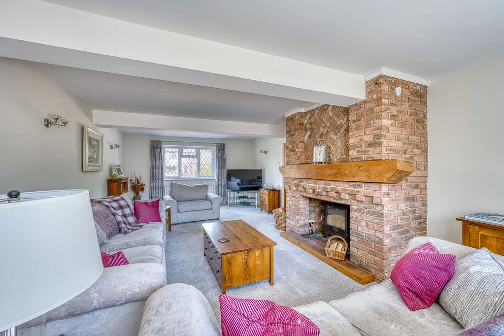Kenderdine Close, Bednall, ST17, photo 36