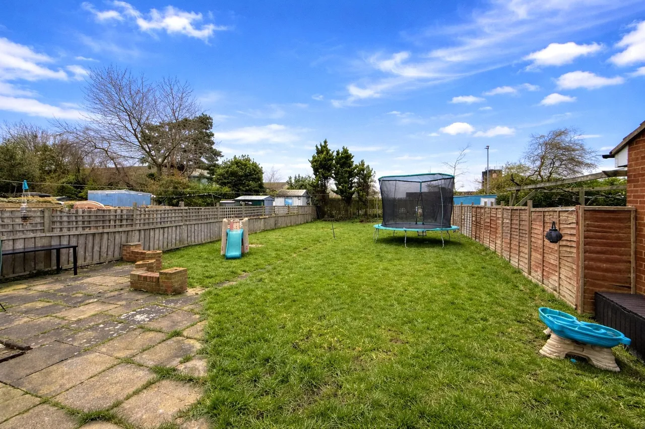 Linden Road, Northallerton, DL6, photo 17