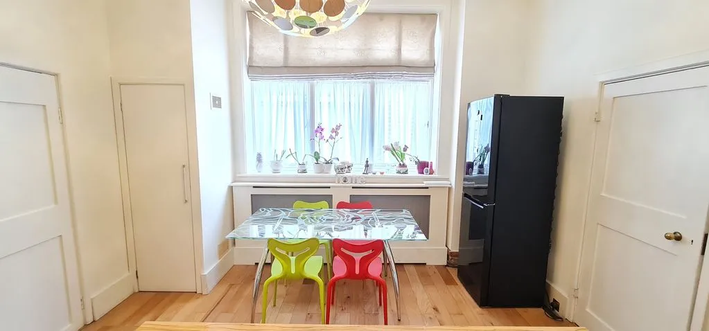 58 Chalkwell Avenue, Westcliff-On-Sea, Essex, SS0 8NN, photo 16