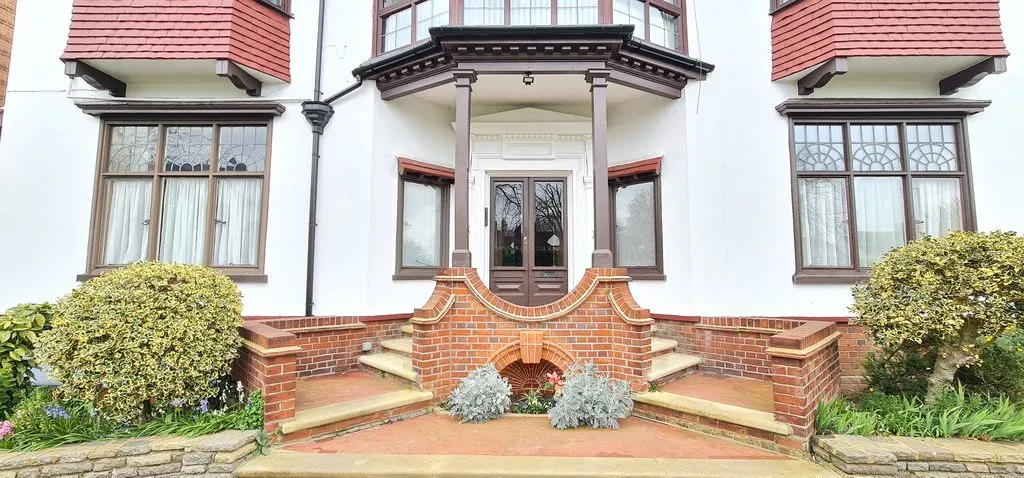 58 Chalkwell Avenue, Westcliff-On-Sea, Essex, SS0 8NN, photo 8