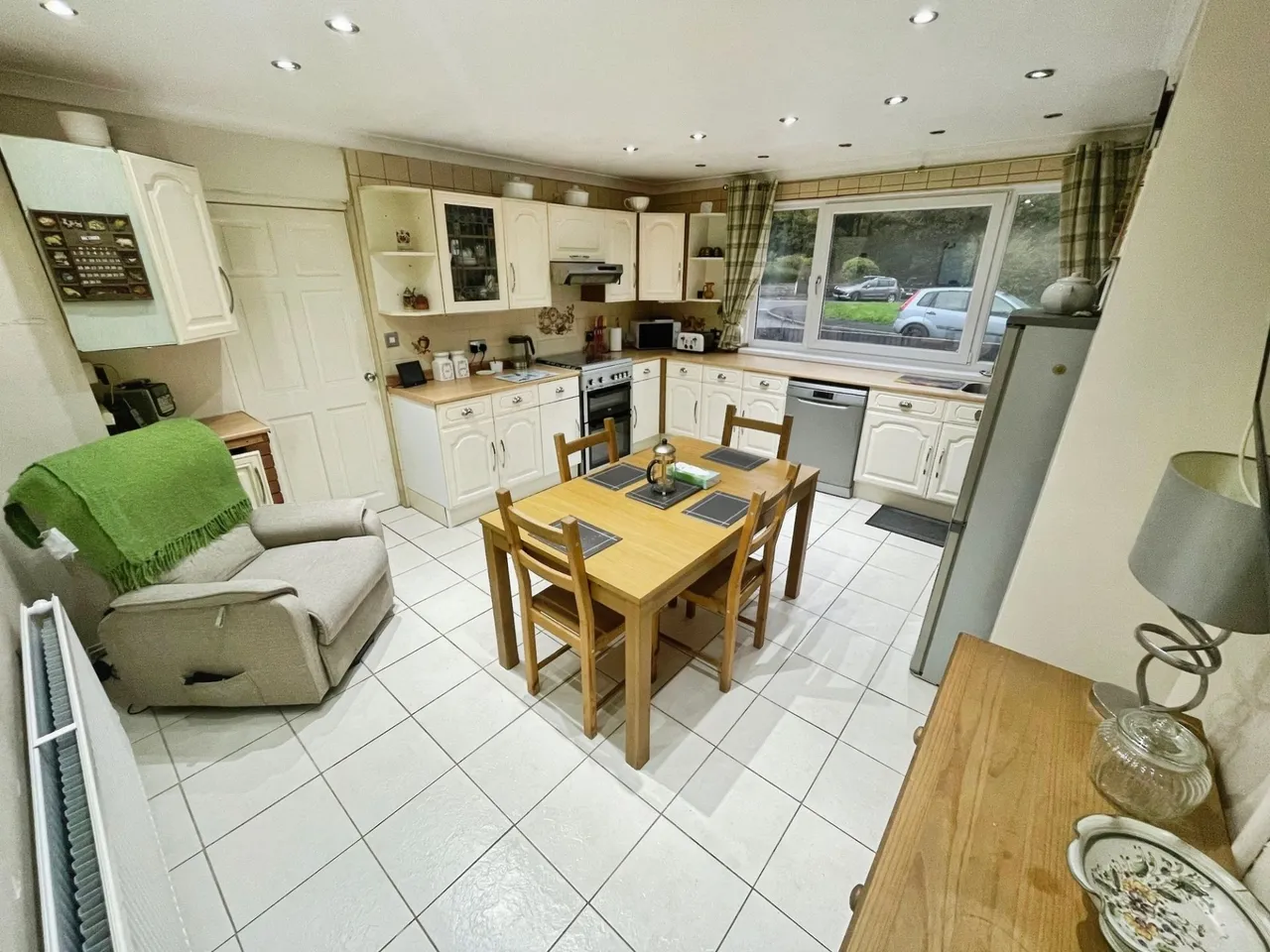 Hafan Deg, Bridgend, CF35, photo 3