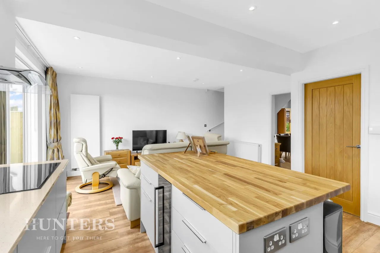Milbury Drive, Hollingworth Lake, OL15, photo 9