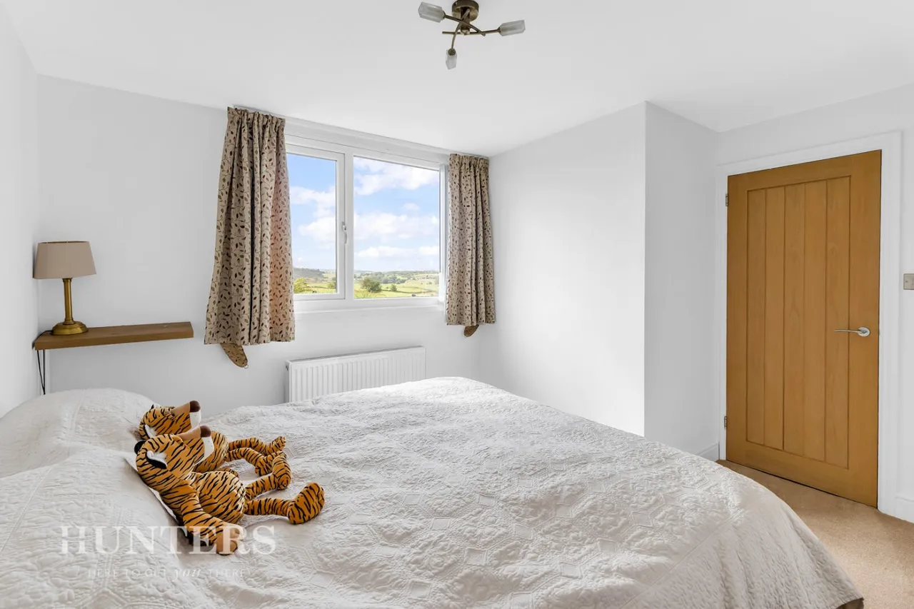 Milbury Drive, Hollingworth Lake, OL15, photo 23