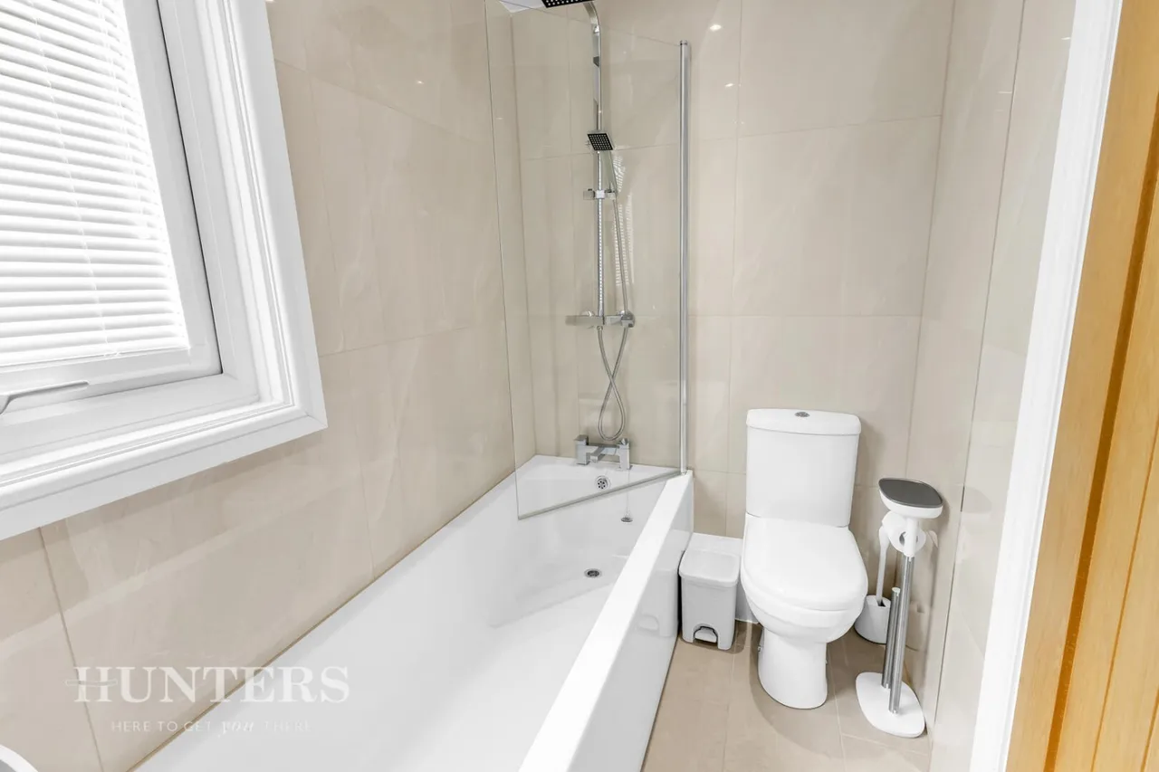 Milbury Drive, Hollingworth Lake, OL15, photo 24