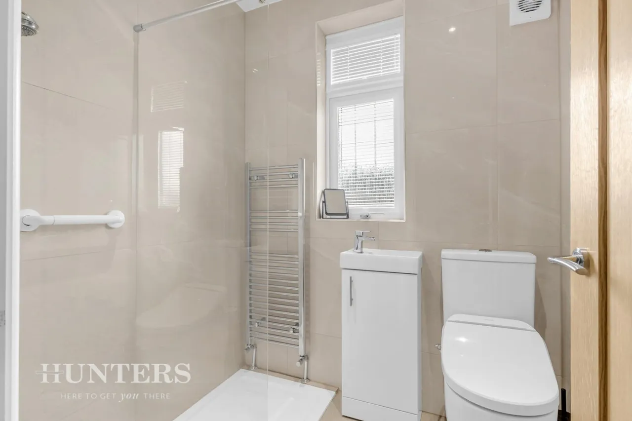 Milbury Drive, Hollingworth Lake, OL15, photo 17