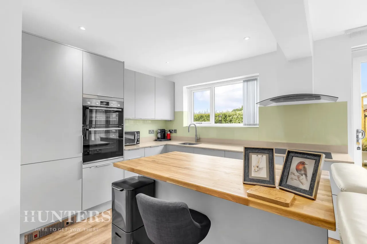 Milbury Drive, Hollingworth Lake, OL15, photo 8
