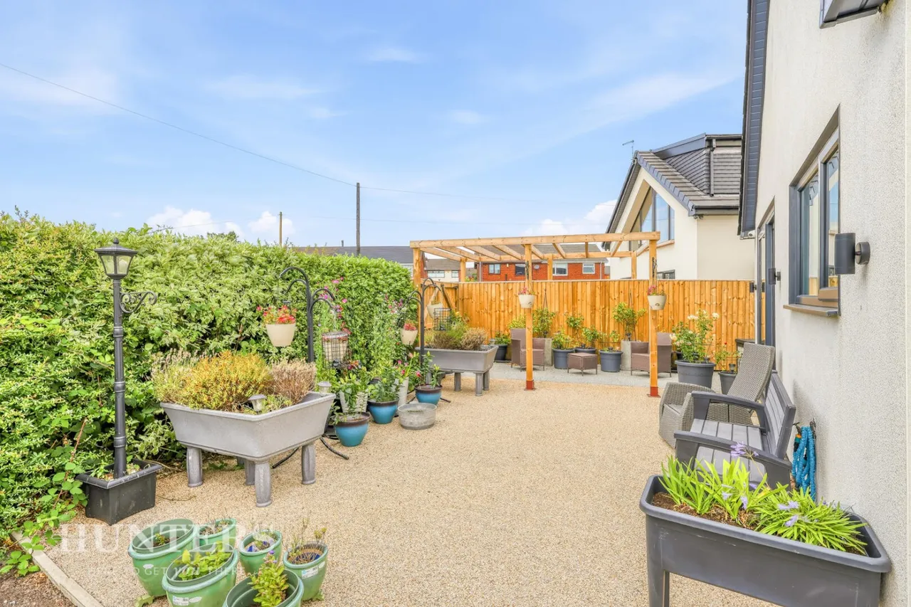 Milbury Drive, Hollingworth Lake, OL15, photo 26