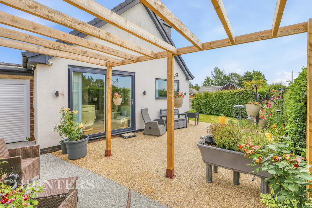 Milbury Drive, Hollingworth Lake, OL15, photo 25