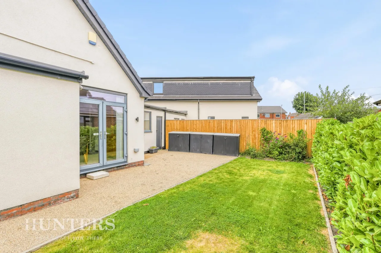 Milbury Drive, Hollingworth Lake, OL15, photo 29