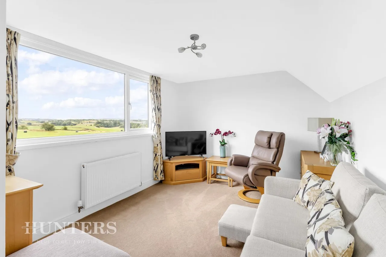 Milbury Drive, Hollingworth Lake, OL15, photo 19
