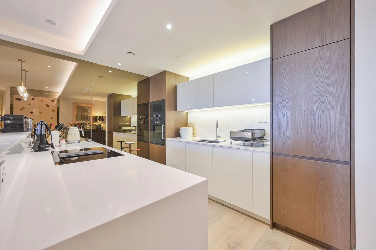 B22, Lighterman Towers, London, photo 6