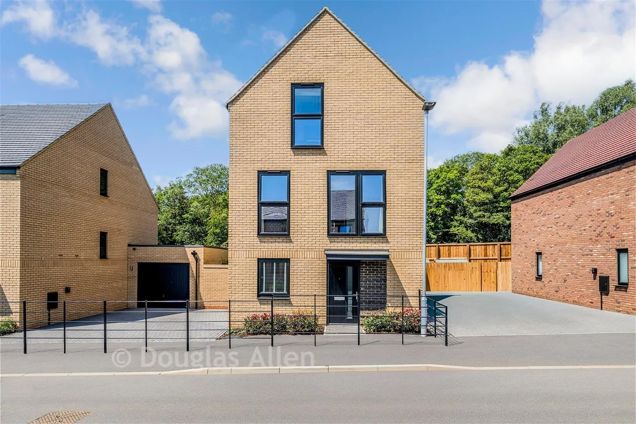 3 bed house for sale, Centurion Way, Billericay, CM12