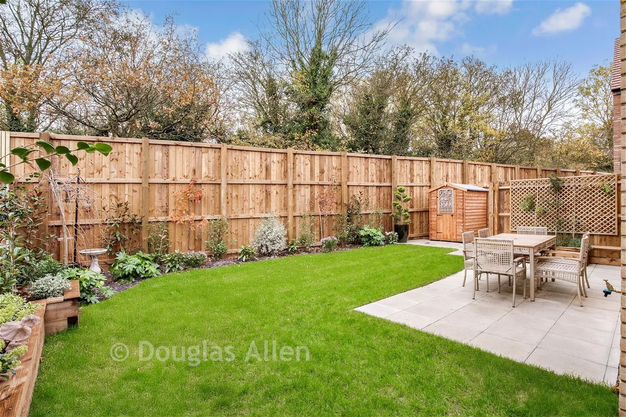 Centurion Way, Billericay, CM12, photo 5