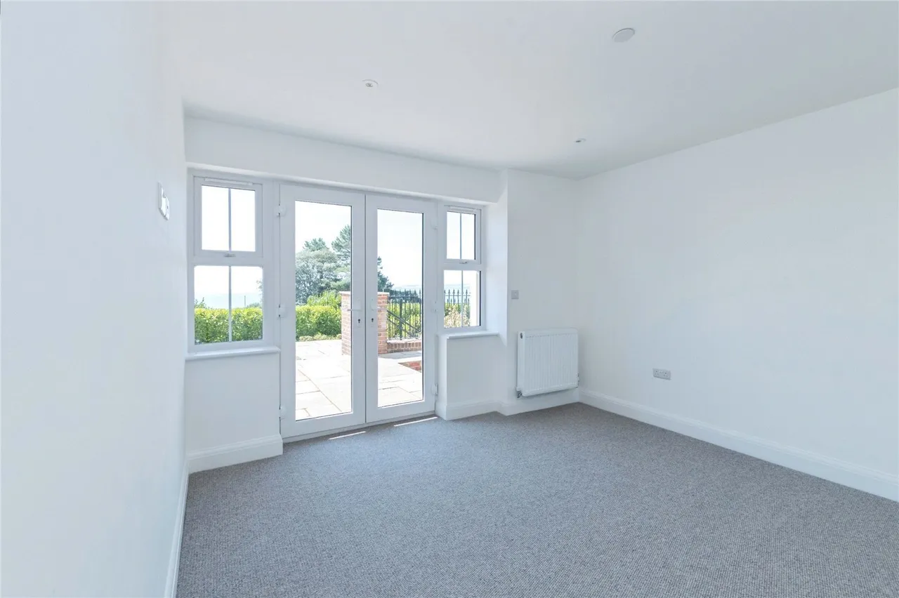 West Cliff Gardens, Bournemouth, BH2, photo 8