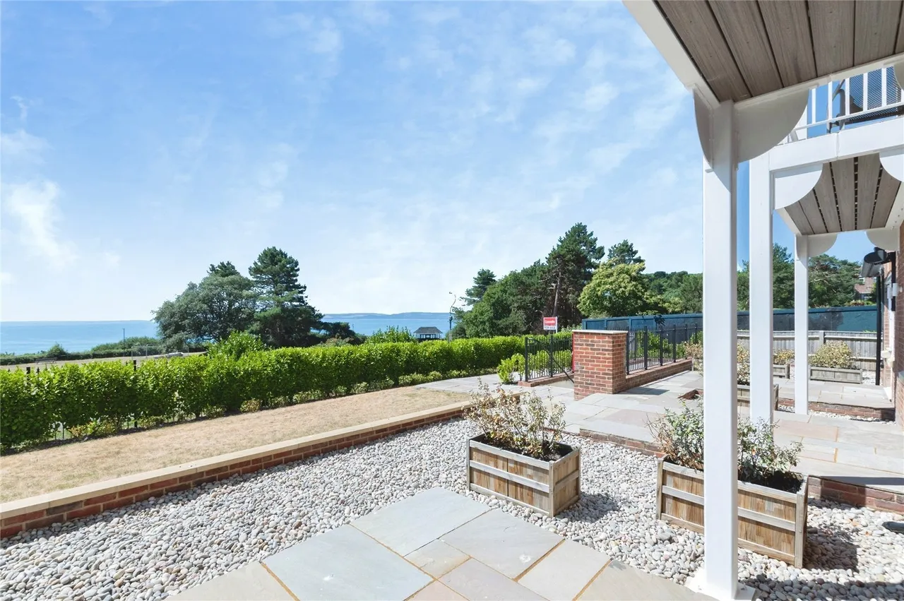 West Cliff Gardens, Bournemouth, BH2, photo 7