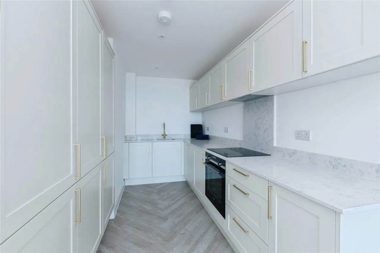 West Cliff Gardens, Bournemouth, BH2, photo 14