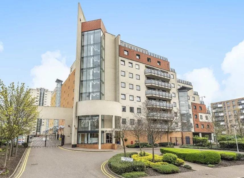 Wards Wharf Approach, Pontoon Docks, E16, photo 8