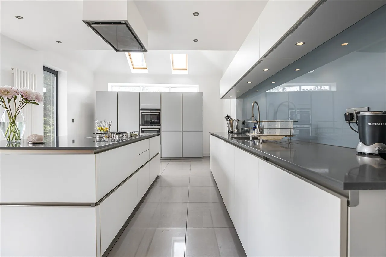Hoodcote Gardens, London, N21 2NG, photo 6