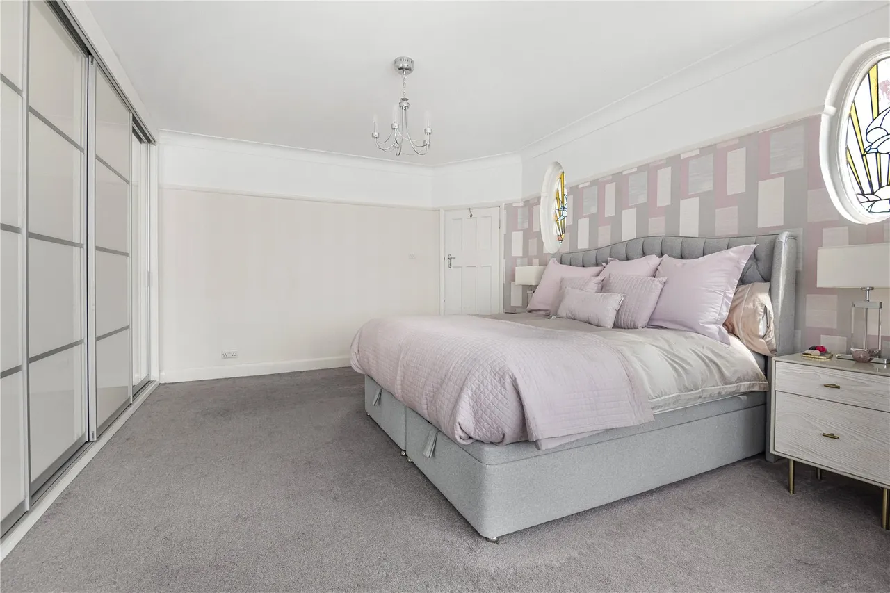 Hoodcote Gardens, London, N21 2NG, photo 14