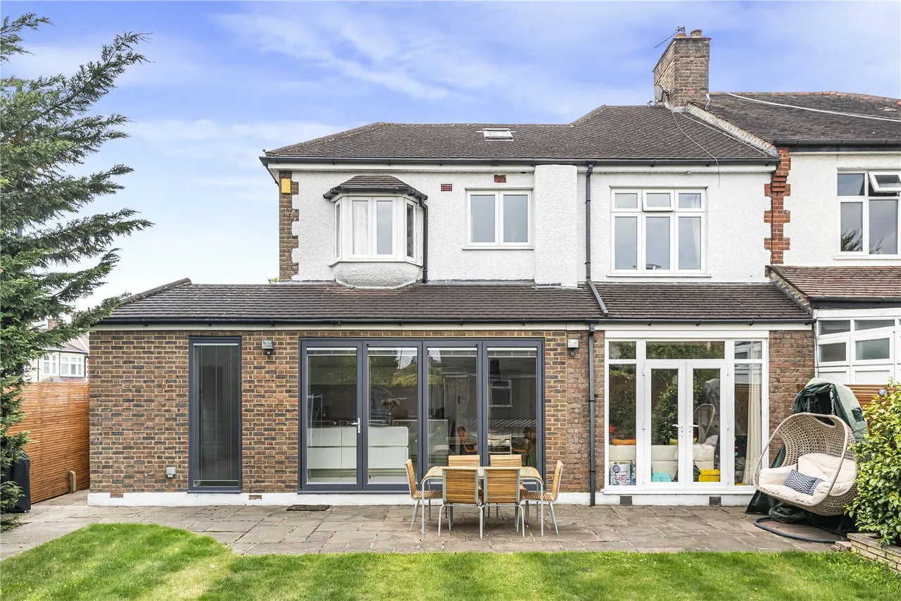 Hoodcote Gardens, London, N21 2NG, photo 22