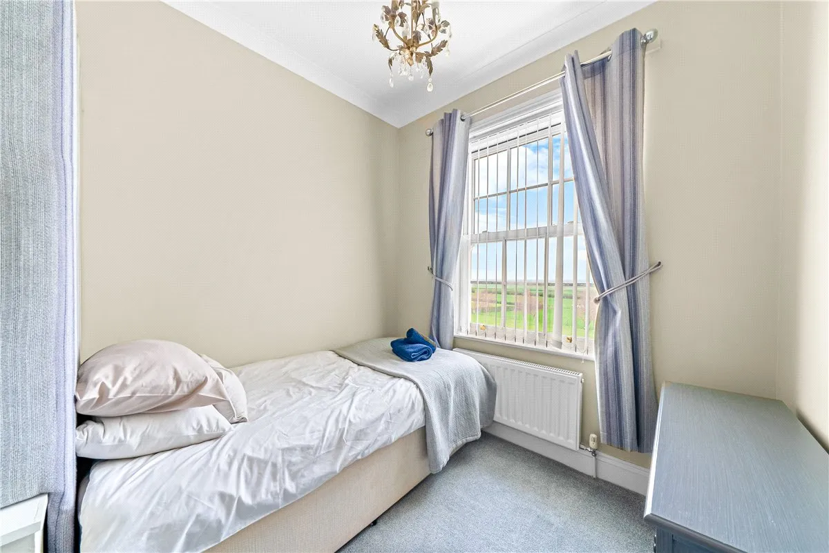 Wold Road, Nafferton, YO25, photo 48