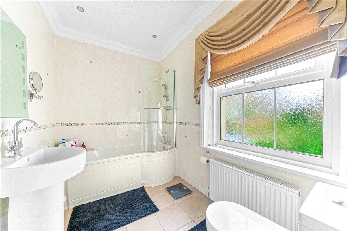 Wold Road, Nafferton, YO25, photo 33