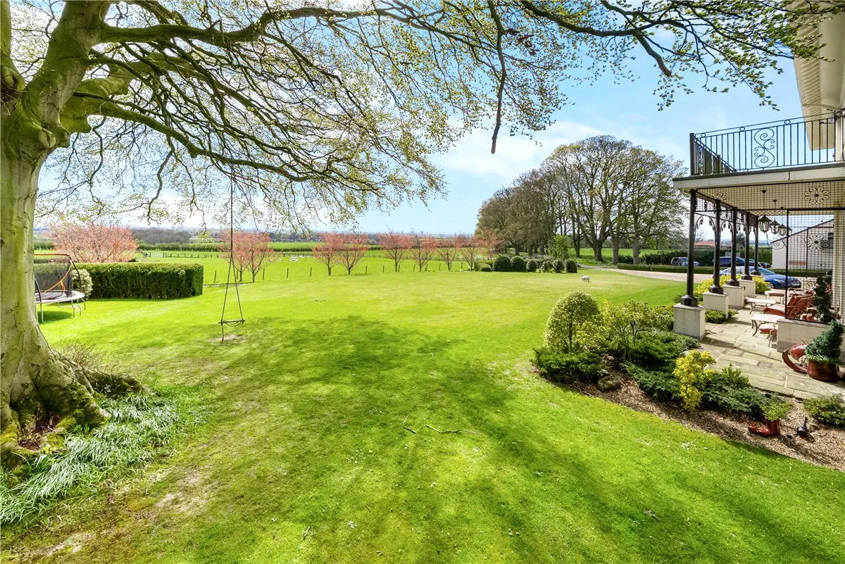 Wold Road, Nafferton, YO25, photo 8