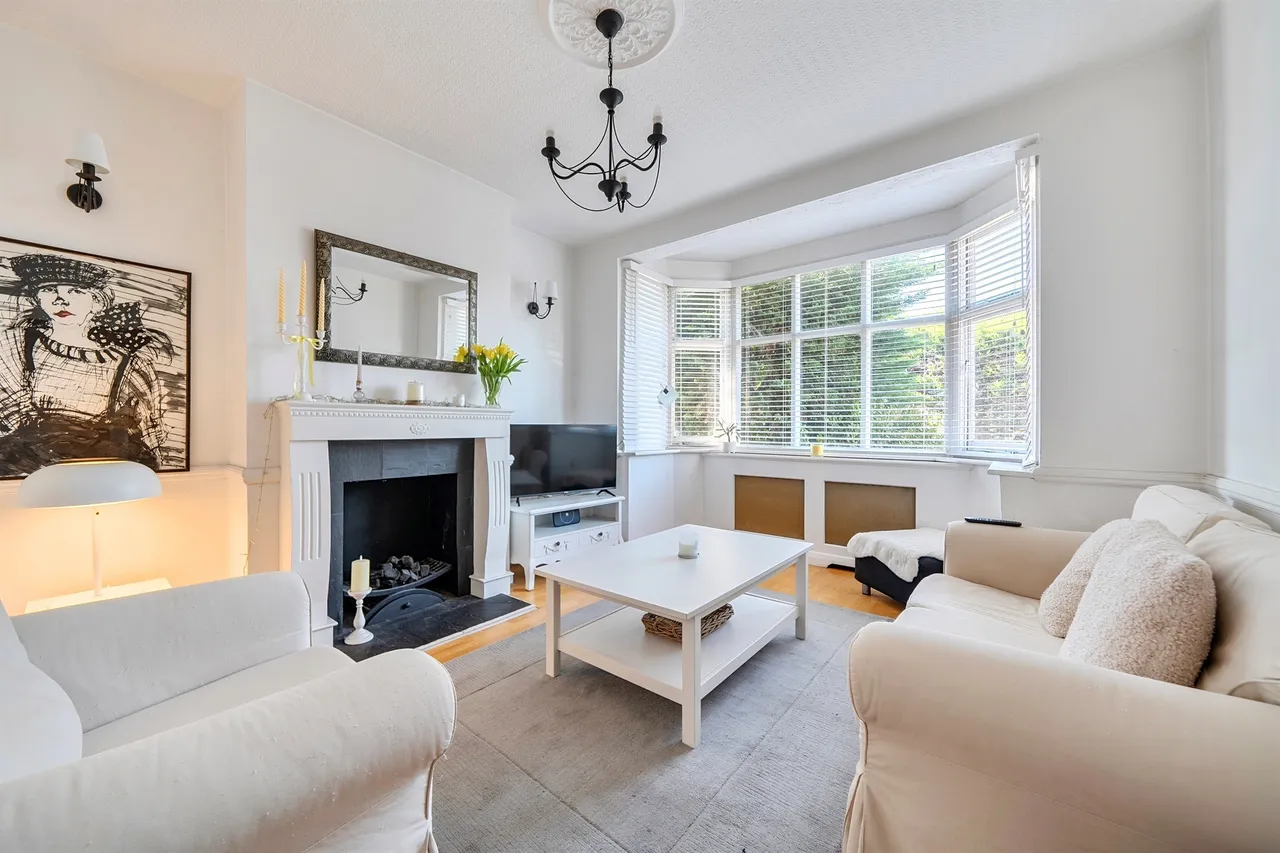 Willow Road, Enfield, EN1, photo 3