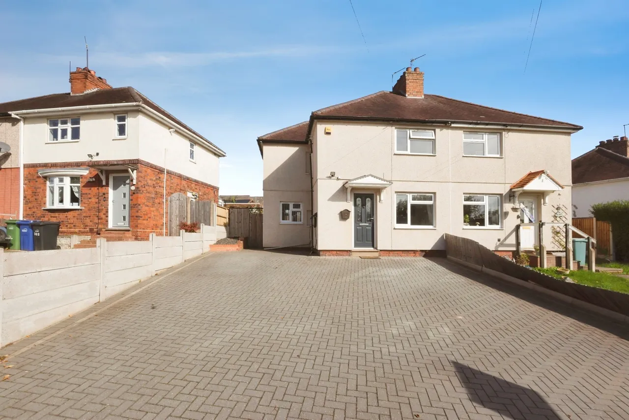 3 bed house for sale, Bryce Road, Brierley Hill, DY5