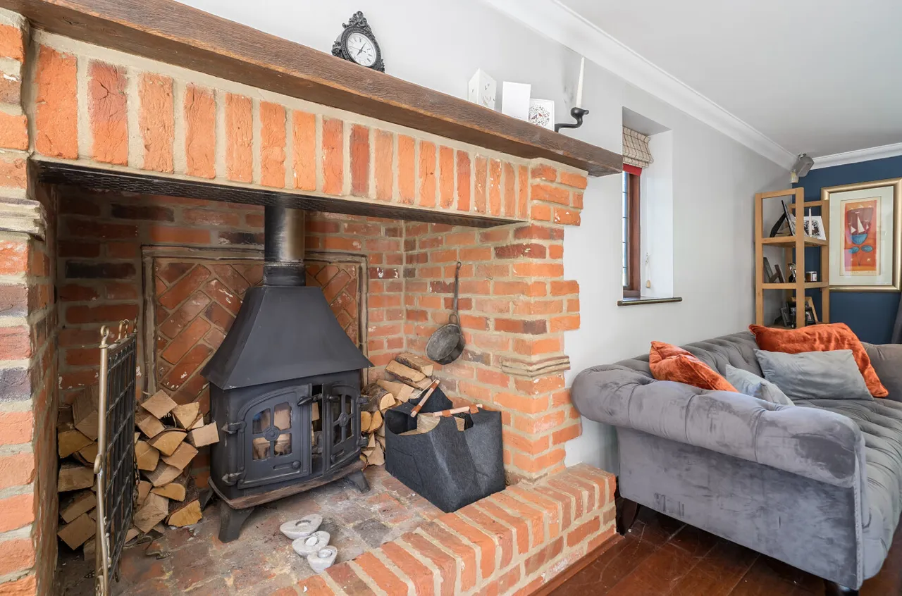 Erica Close, West End, Woking, Surrey, GU24 9PE, photo 12
