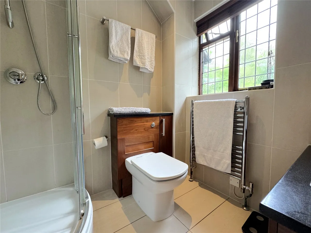 Erica Close, West End, Woking, Surrey, GU24 9PE, photo 16