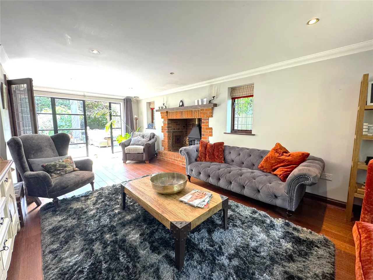 Erica Close, West End, Woking, Surrey, GU24 9PE, photo 2
