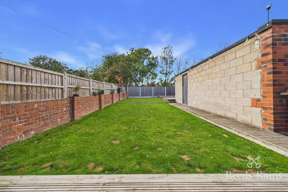 Carleton Crest, Pontefract, WF8, photo 9