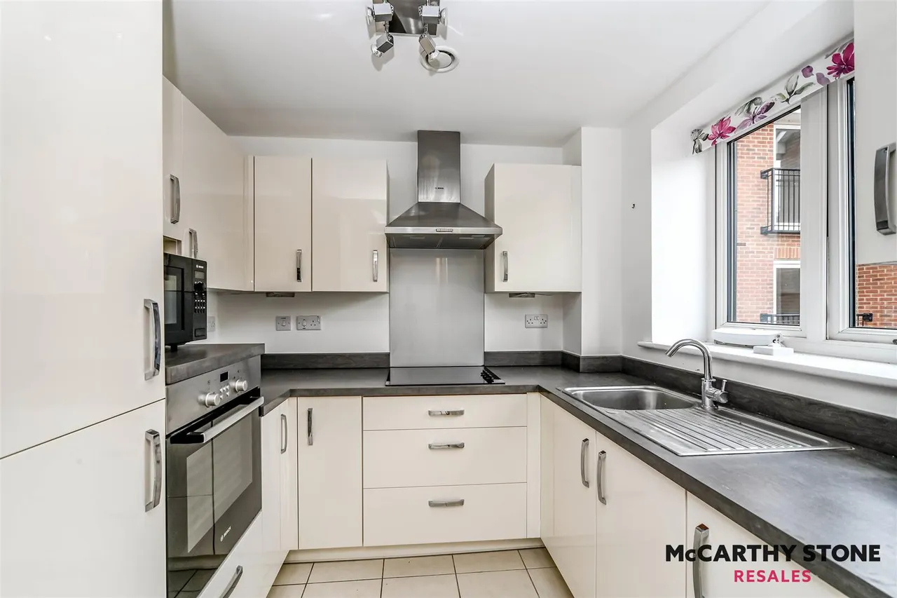 High View, Bedford, MK41, photo 9