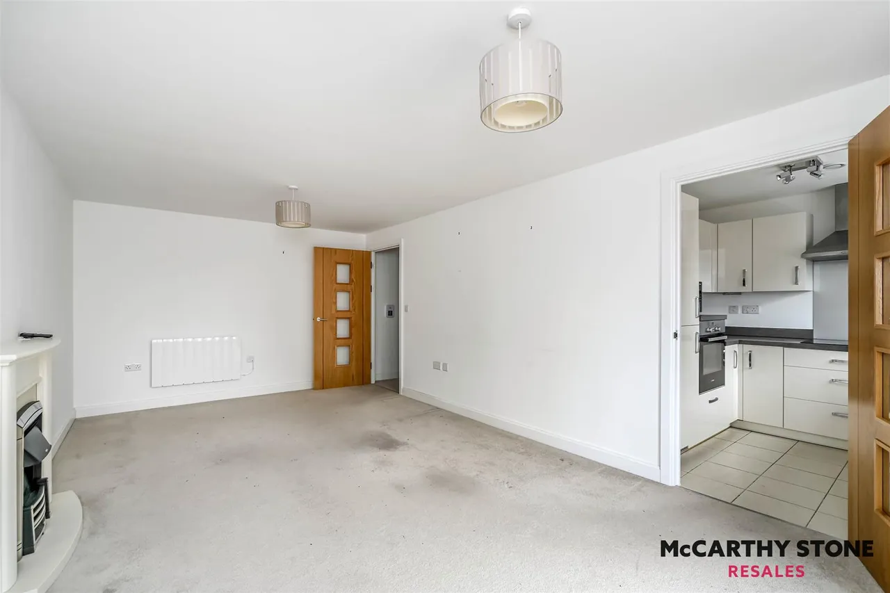 High View, Bedford, MK41, photo 5