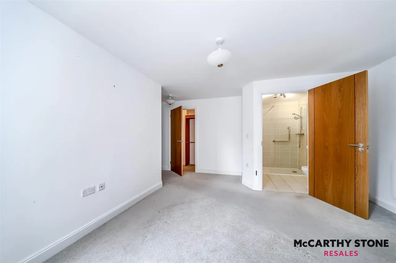 High View, Bedford, MK41, photo 12